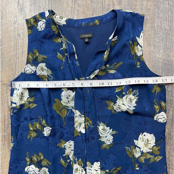 Talbot Navy Floral Sleeveless Tie Neck Blouse Size XS - Picture 8 of 10